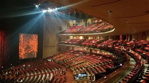 The Colosseum at Caesars Palace .